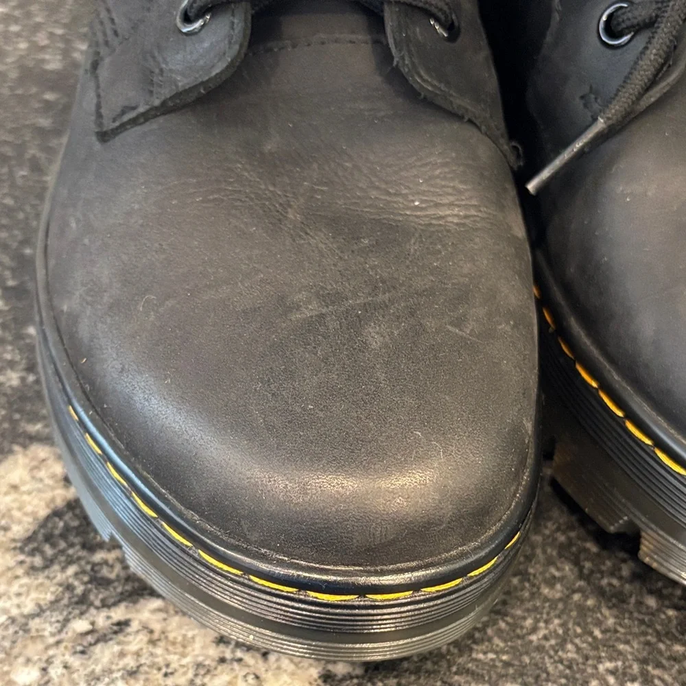 Dr. Martens Combs Leather Casual Black Boots Men's size 9 NEW
